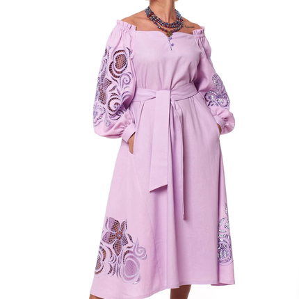 Linen dress with Richelieu embroidery