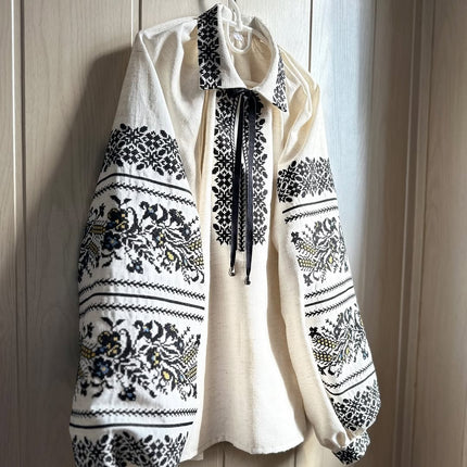 Embroidered blouse for women in Ukrainian style
