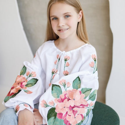 Girl's embroidered blouse with hydrangeas