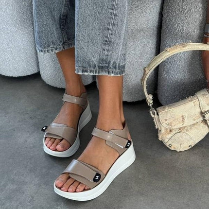 Leather wedge sandals