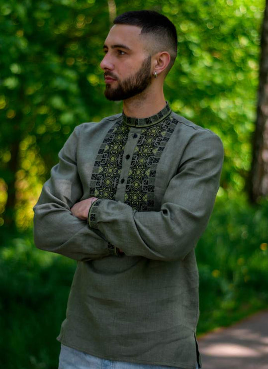 Men's vyshyvanka shirt with a linen