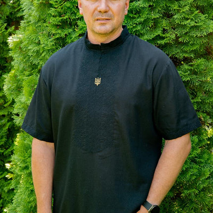 Stylish men's single-color embroidered shirt with the emblem of Ukraine