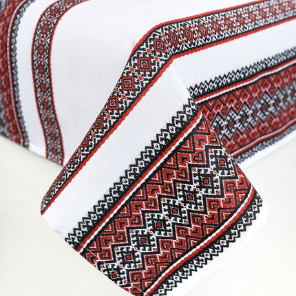 Tablecloth with napkins in Ukrainian style