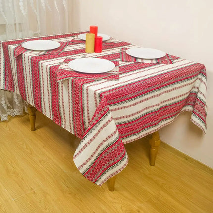 Ukrainian tablecloth with traditional pattern and 6 napkins