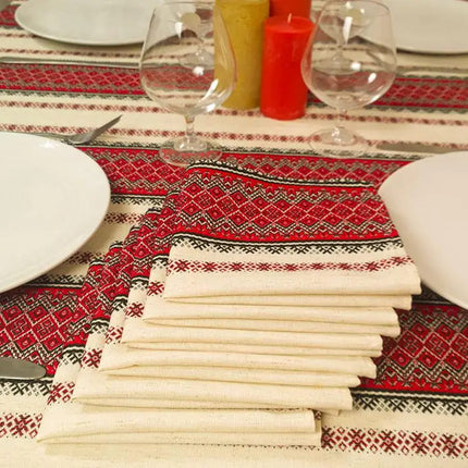 Ukrainian tablecloth with traditional pattern and 6 napkins