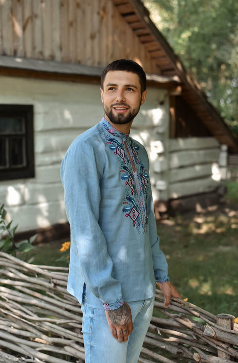 Ukrainian men's shirt vyshyvanka
