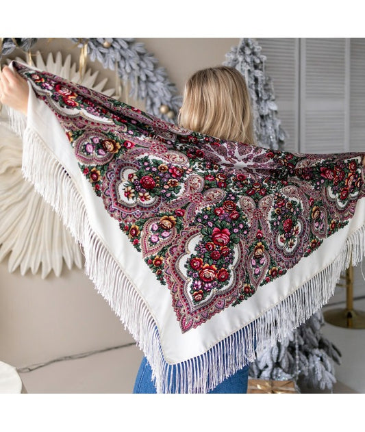 Ukrainian scarf with flowers