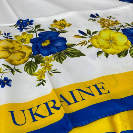 Ukrainian shawl in patriotic colors