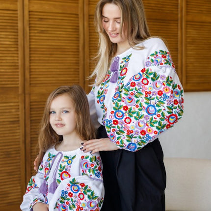 Women's embroidered blouse Bukovyna Flowers