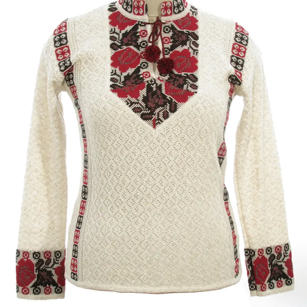 Women's crocheted embroidered blouse in an ethnic style