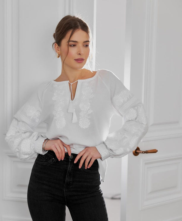 Women's embroidered shirt Petrykivka