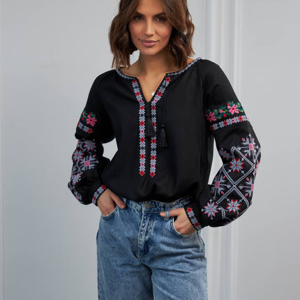 Women's embroidered shirt Unconquered