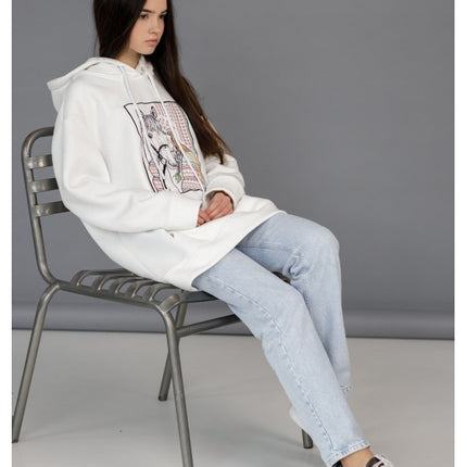 Women's hoodie with embroidery