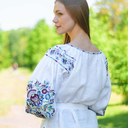 Women's vyshyvanka in the style of Petrykiv painting