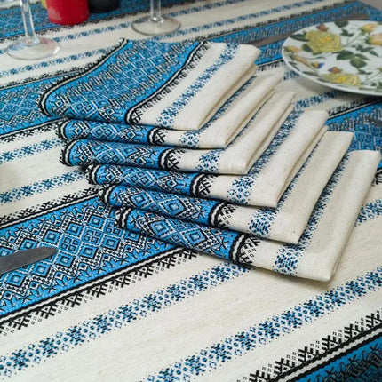 Ukrainian tablecloth with traditional pattern and 6 napkins