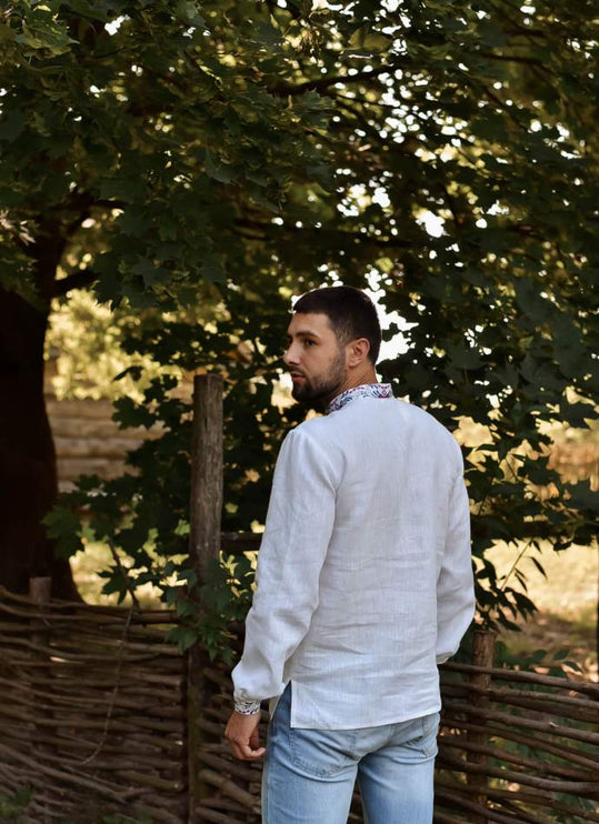 Mens linen vyshyvanka shirt with long sleeves